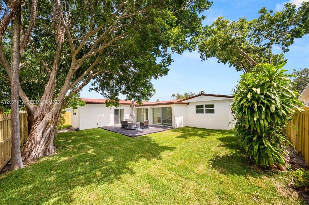 For Rent: $5,450 (4 beds, 3 baths, 2158 Square Feet)