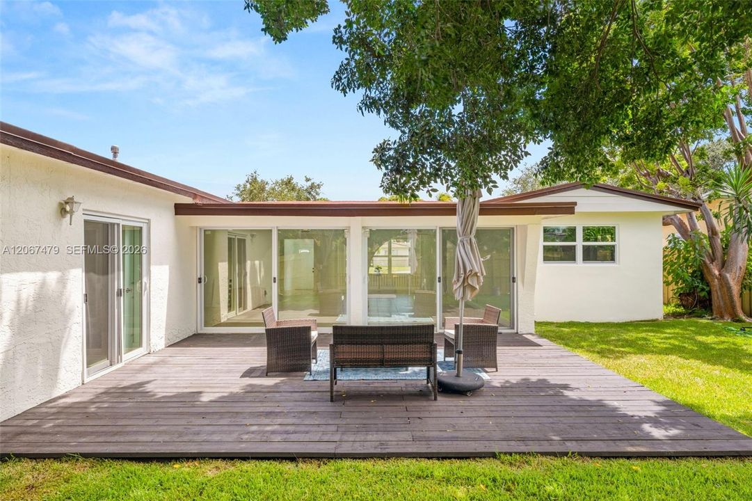 For Rent: $5,450 (4 beds, 3 baths, 2158 Square Feet)