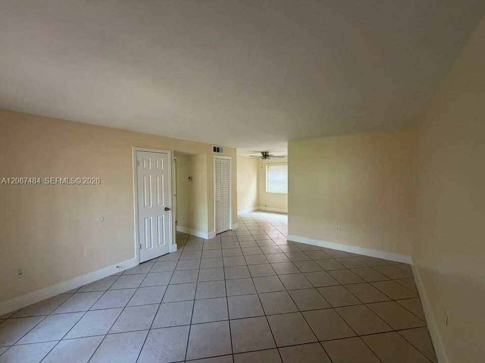 For Rent: $2,000 (2 beds, 1 baths, 0 Square Feet)