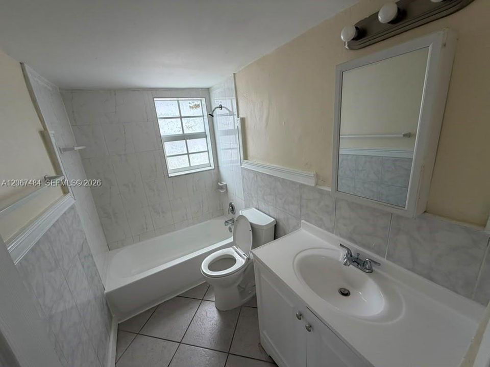 For Rent: $2,000 (2 beds, 1 baths, 0 Square Feet)