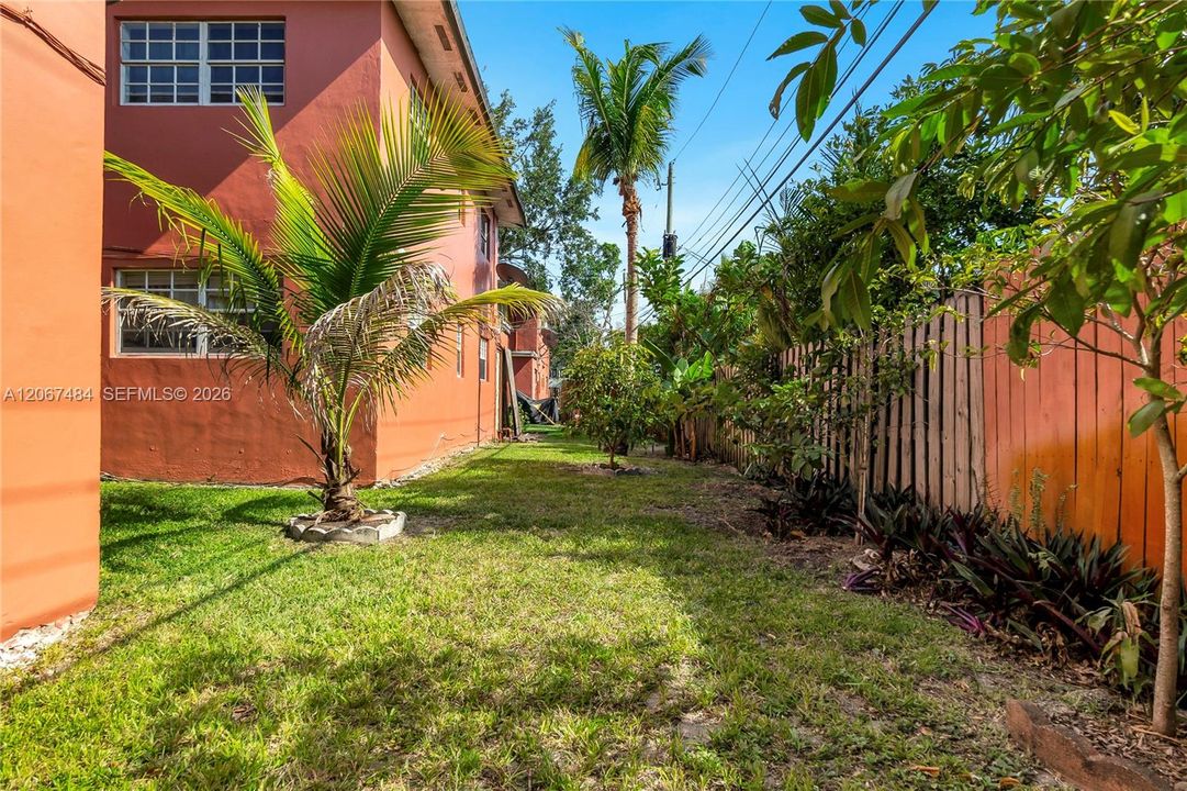 For Rent: $2,000 (2 beds, 1 baths, 0 Square Feet)