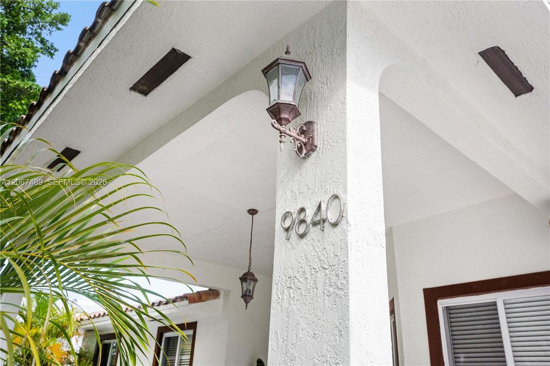 For Sale: $1,348,000 (4 beds, 3 baths, 2614 Square Feet)