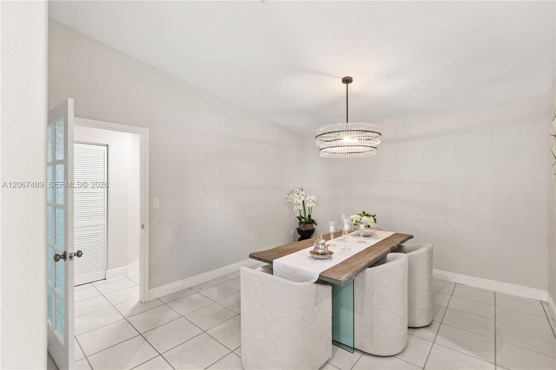 For Sale: $1,348,000 (4 beds, 3 baths, 2614 Square Feet)
