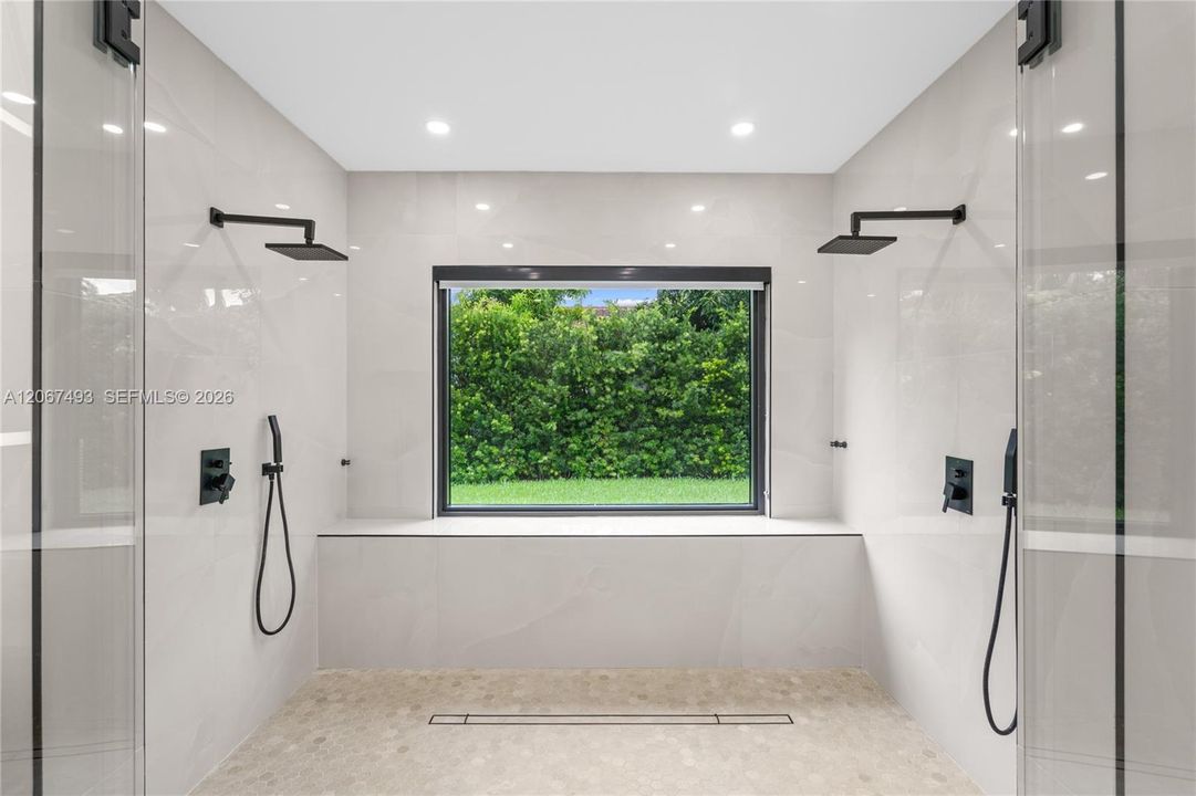 bathroom - primary suite #2
