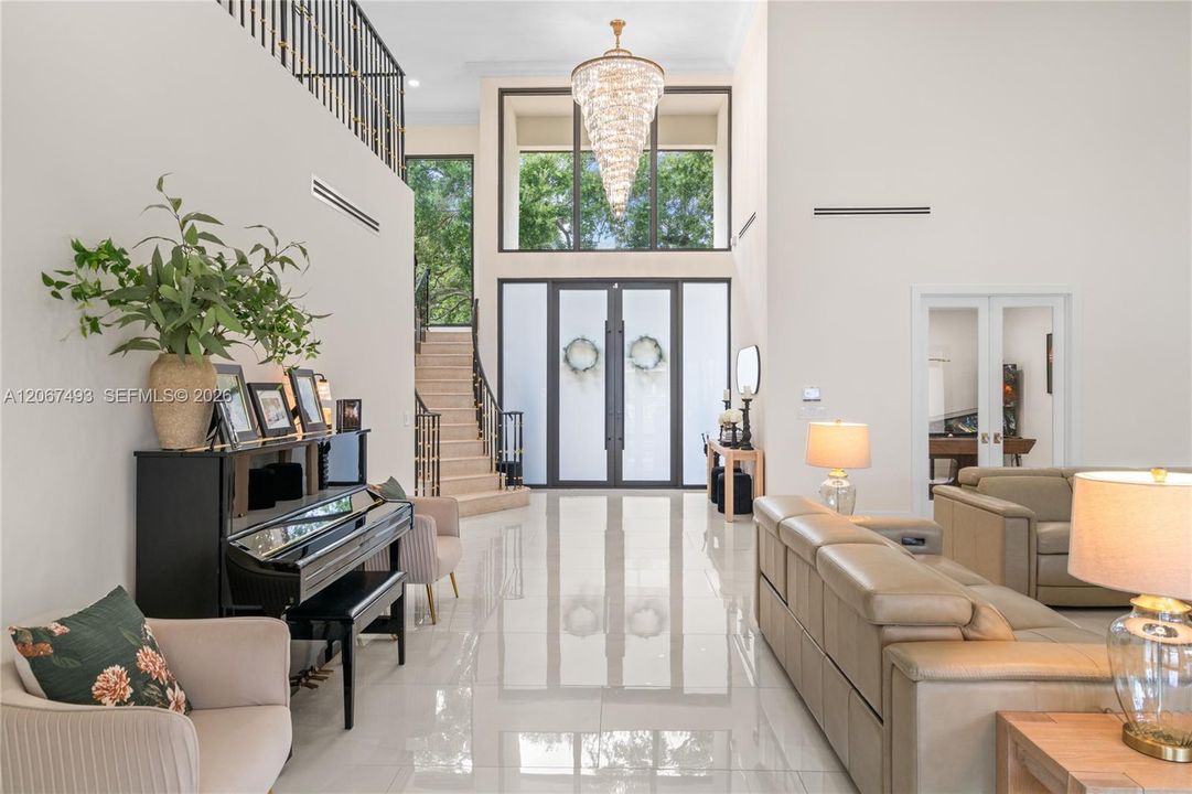 For Sale: $6,200,000 (6 beds, 6 baths, 5991 Square Feet)