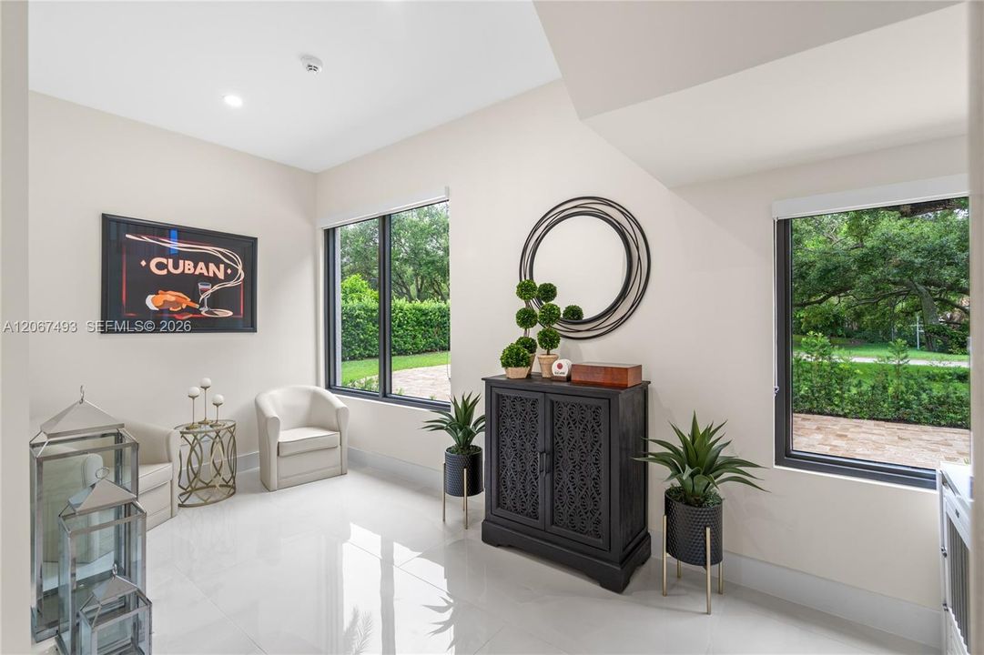 For Sale: $6,200,000 (6 beds, 6 baths, 5991 Square Feet)