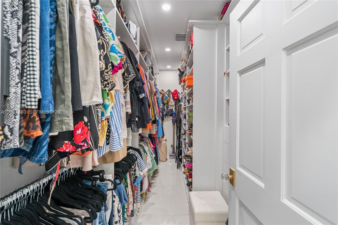 walk in closet - primary suite #6