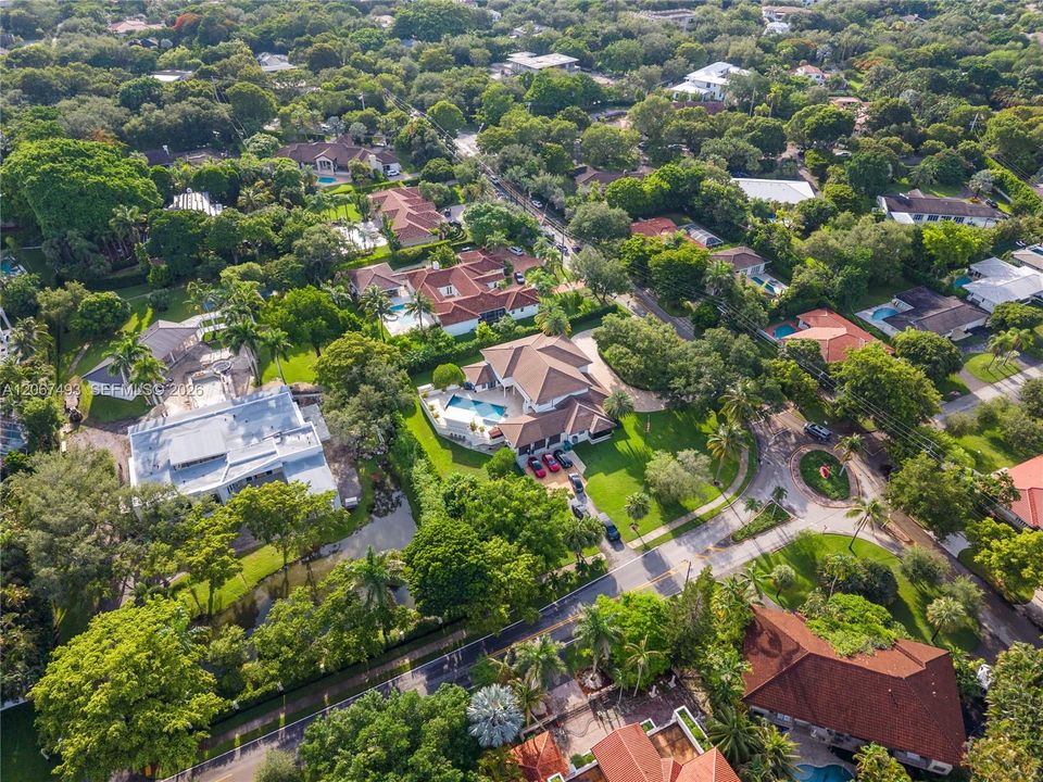 For Sale: $6,200,000 (6 beds, 6 baths, 5991 Square Feet)