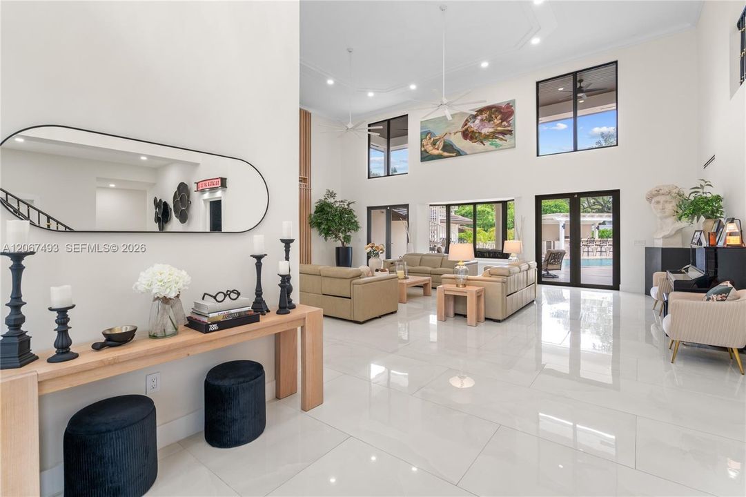 For Sale: $6,200,000 (6 beds, 6 baths, 5991 Square Feet)
