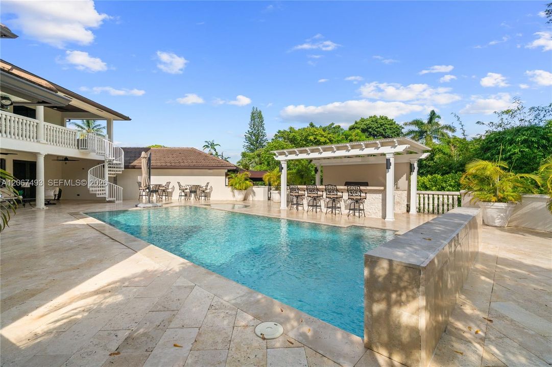 For Sale: $6,200,000 (6 beds, 6 baths, 5991 Square Feet)
