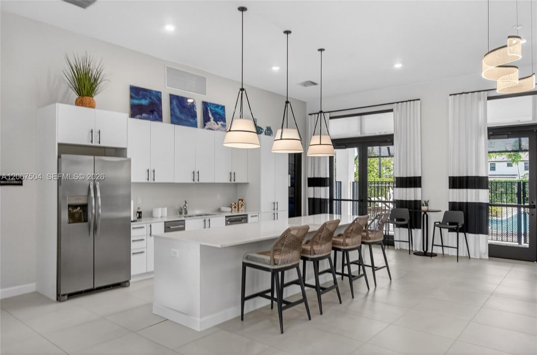 For Rent: $4,000 (3 beds, 2 baths, 1641 Square Feet)