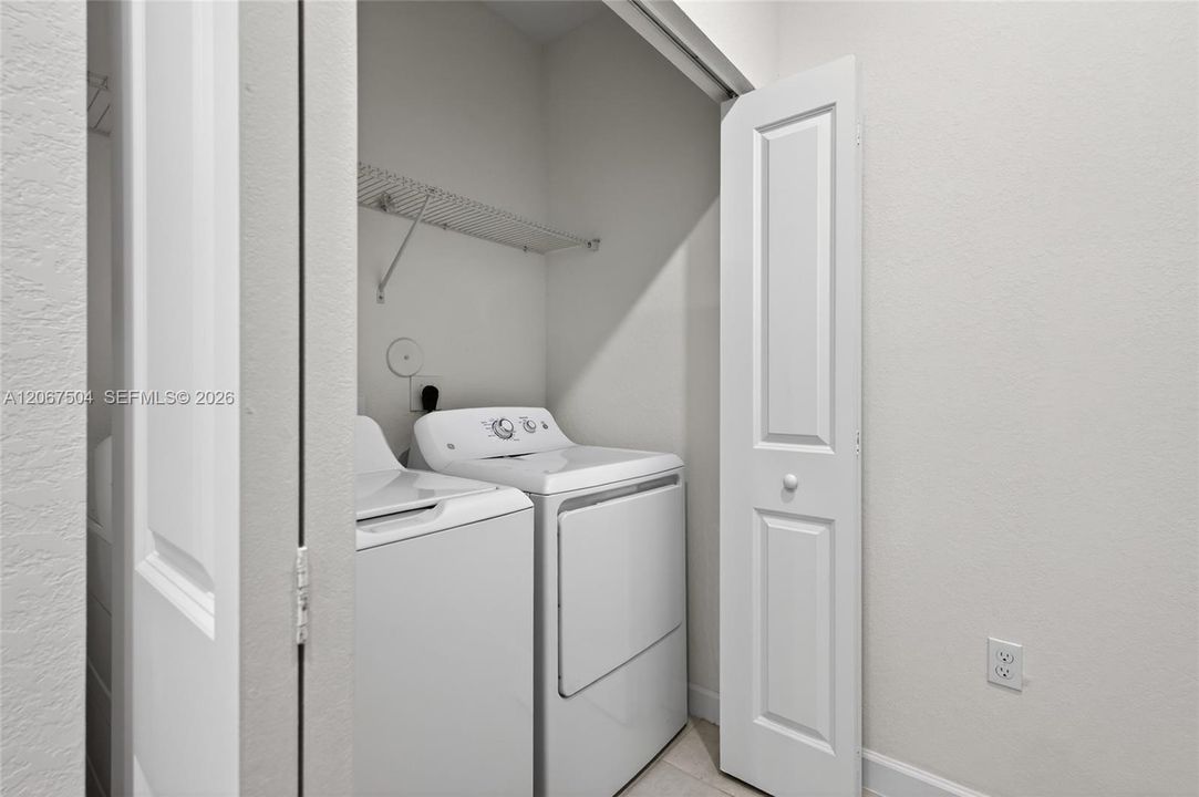 For Rent: $4,000 (3 beds, 2 baths, 1641 Square Feet)