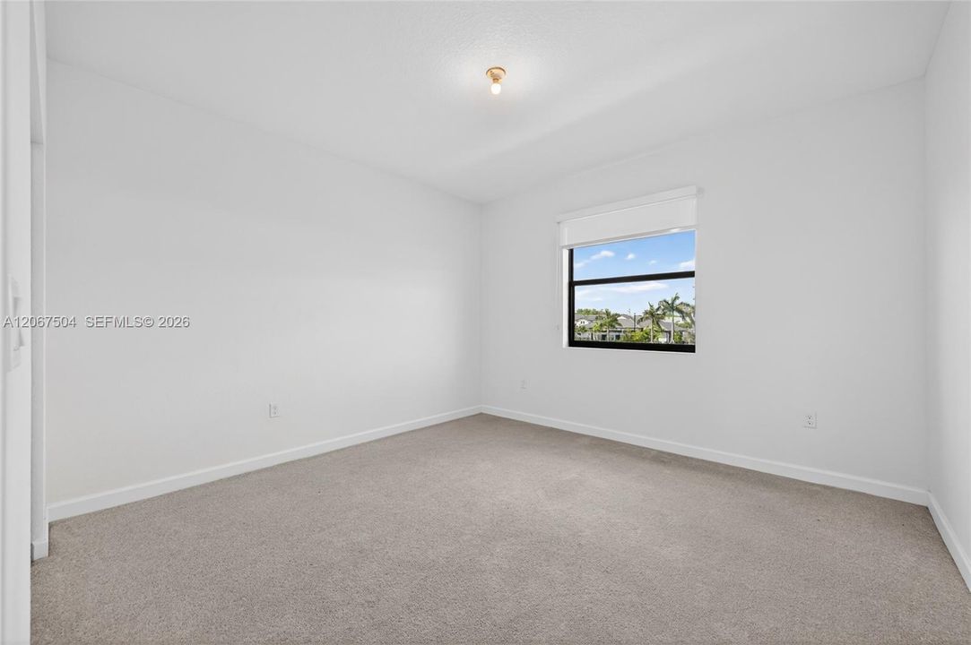 For Rent: $4,000 (3 beds, 2 baths, 1641 Square Feet)