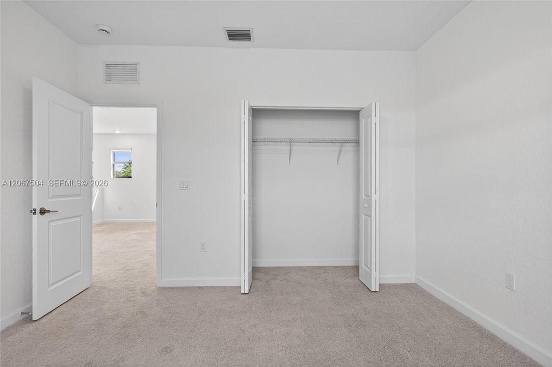For Rent: $4,000 (3 beds, 2 baths, 1641 Square Feet)
