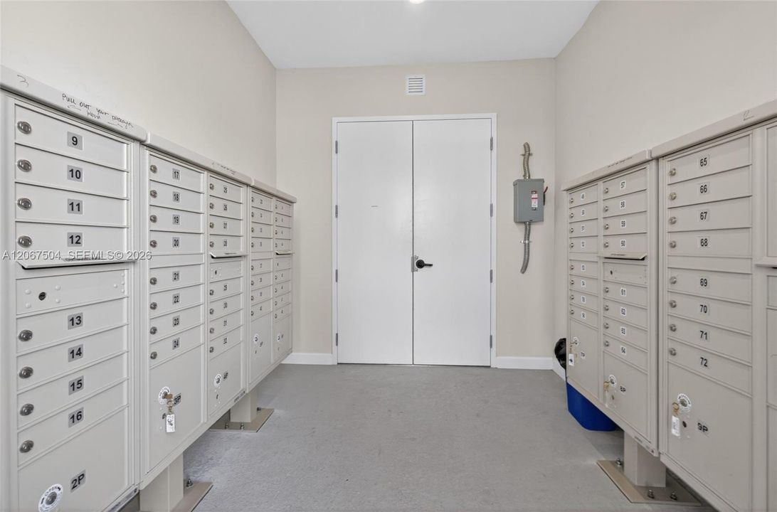 For Rent: $4,000 (3 beds, 2 baths, 1641 Square Feet)