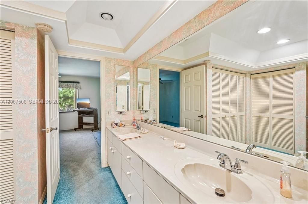 На продажу: $195,500 (2 спален, 2 ванн, 0 Квадратных фут)