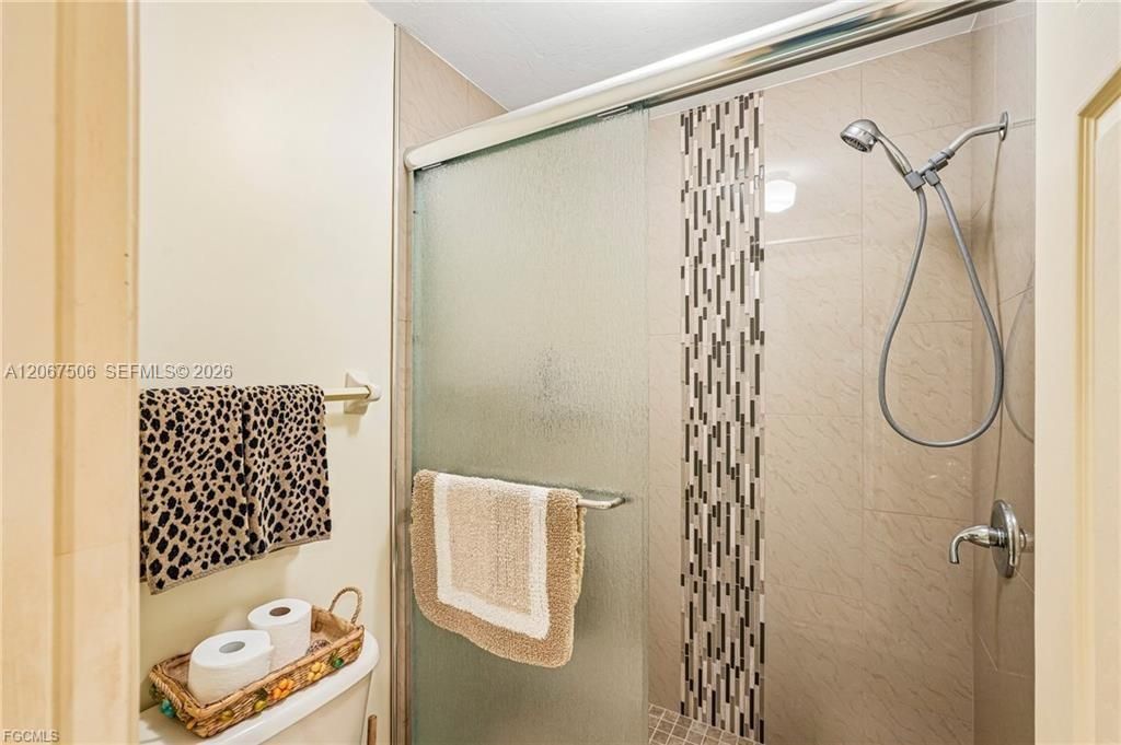 На продажу: $195,500 (2 спален, 2 ванн, 0 Квадратных фут)