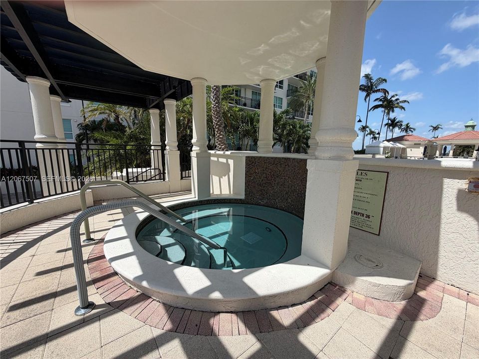 Jacuzzi