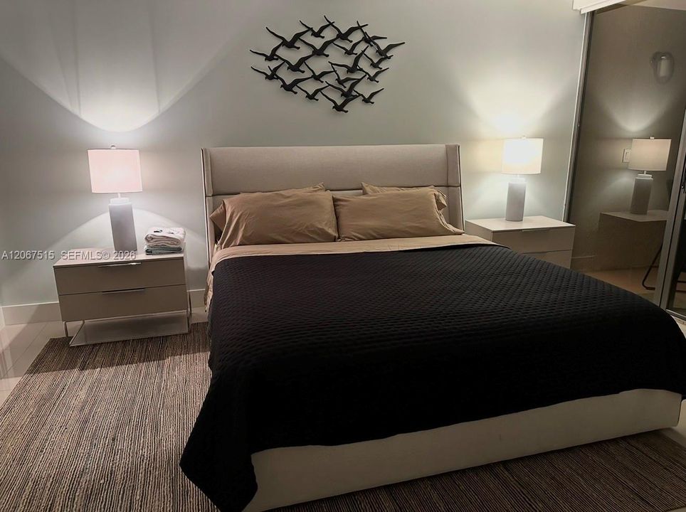 В аренду: $3,600 (1 спален, 1 ванн, 917 Квадратных фут)