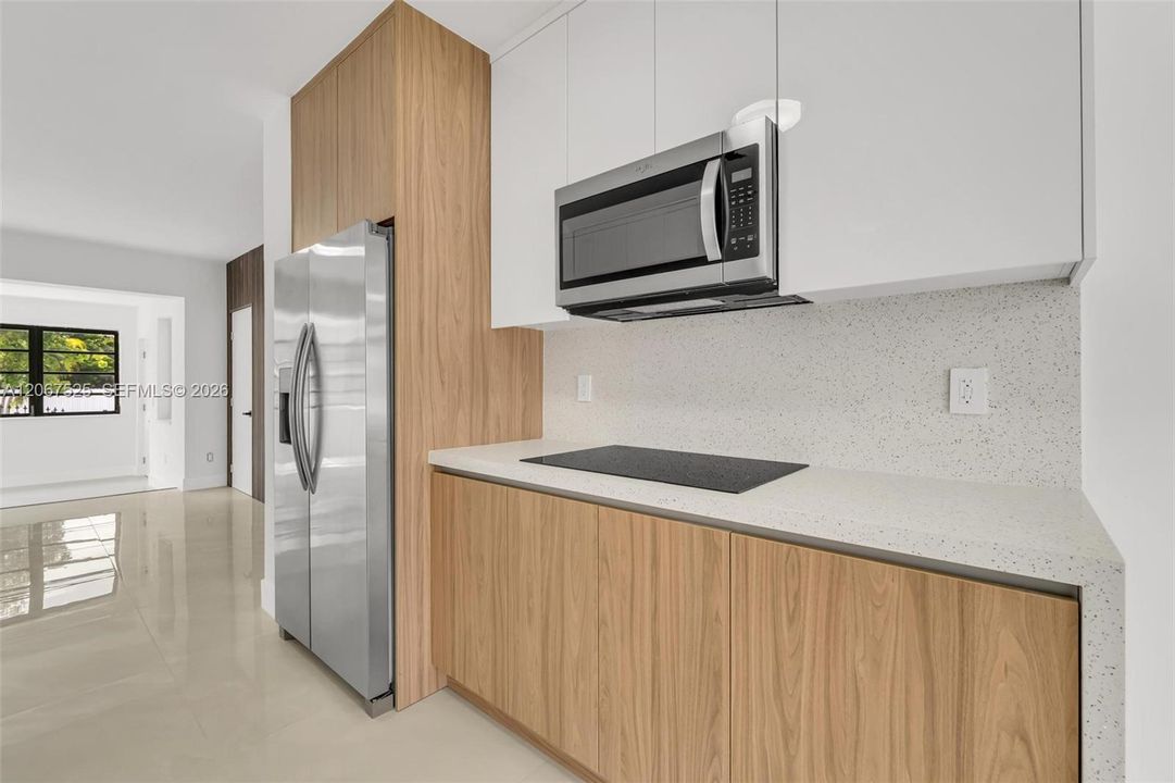 For Sale: $675,000 (5 beds, 2 baths, 1425 Square Feet)
