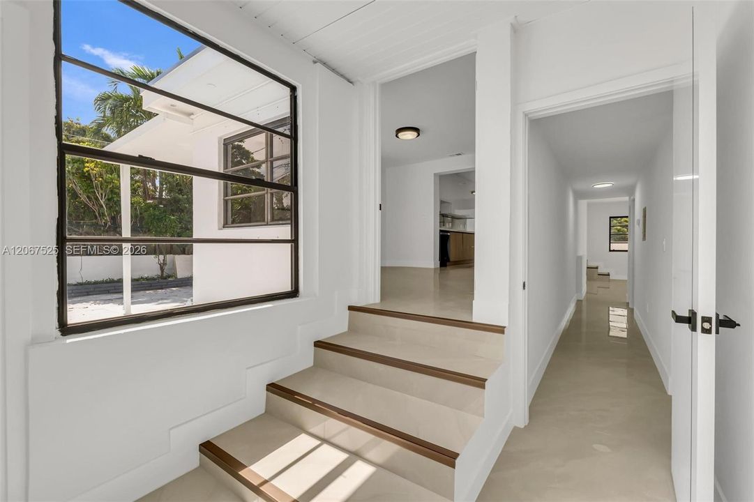 For Sale: $675,000 (5 beds, 2 baths, 1425 Square Feet)