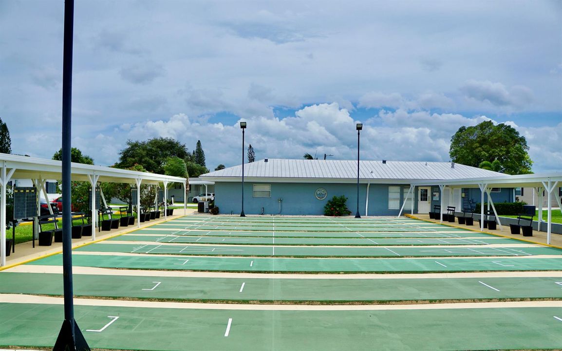sandhill court