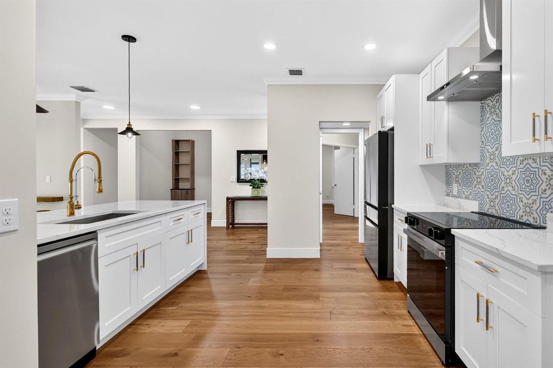 26-web-or-mls-5P1A4183