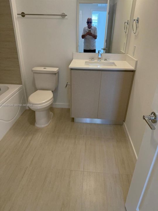 For Rent: $1,850 (2 beds, 2 baths, 1023 Square Feet)