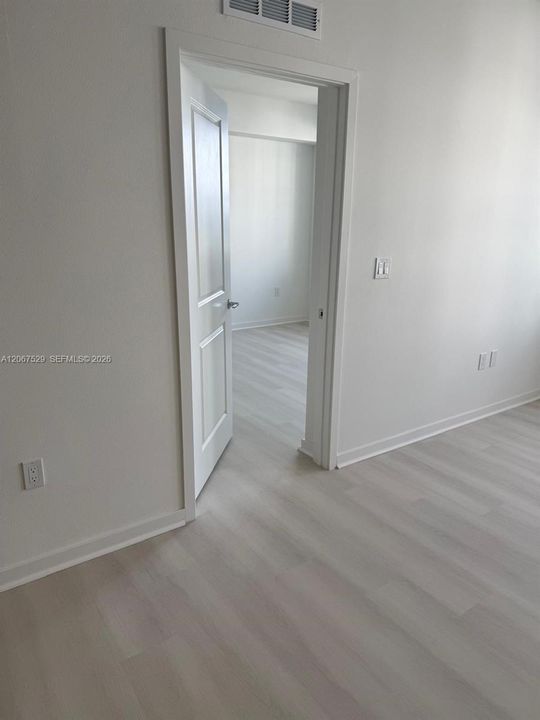 For Rent: $1,850 (2 beds, 2 baths, 1023 Square Feet)