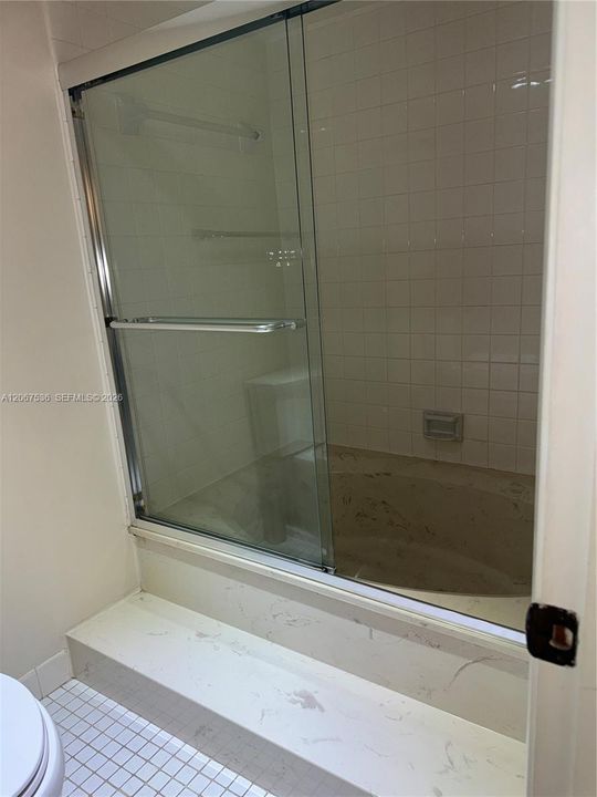 For Rent: $2,580 (2 beds, 2 baths, 1292 Square Feet)