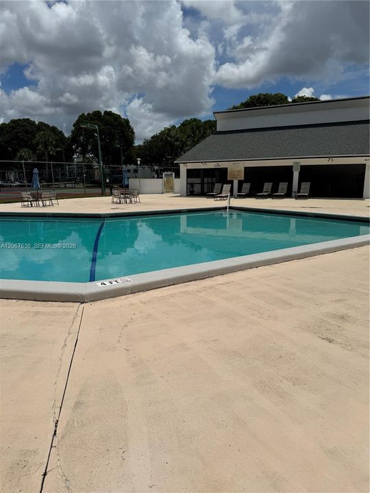 For Rent: $2,580 (2 beds, 2 baths, 1292 Square Feet)