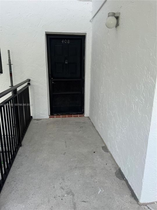 For Rent: $2,580 (2 beds, 2 baths, 1292 Square Feet)