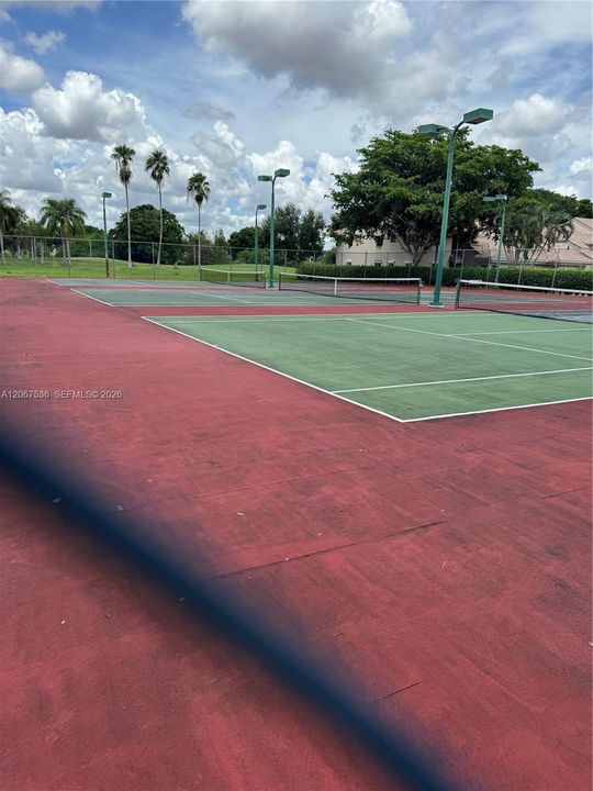 For Rent: $2,580 (2 beds, 2 baths, 1292 Square Feet)