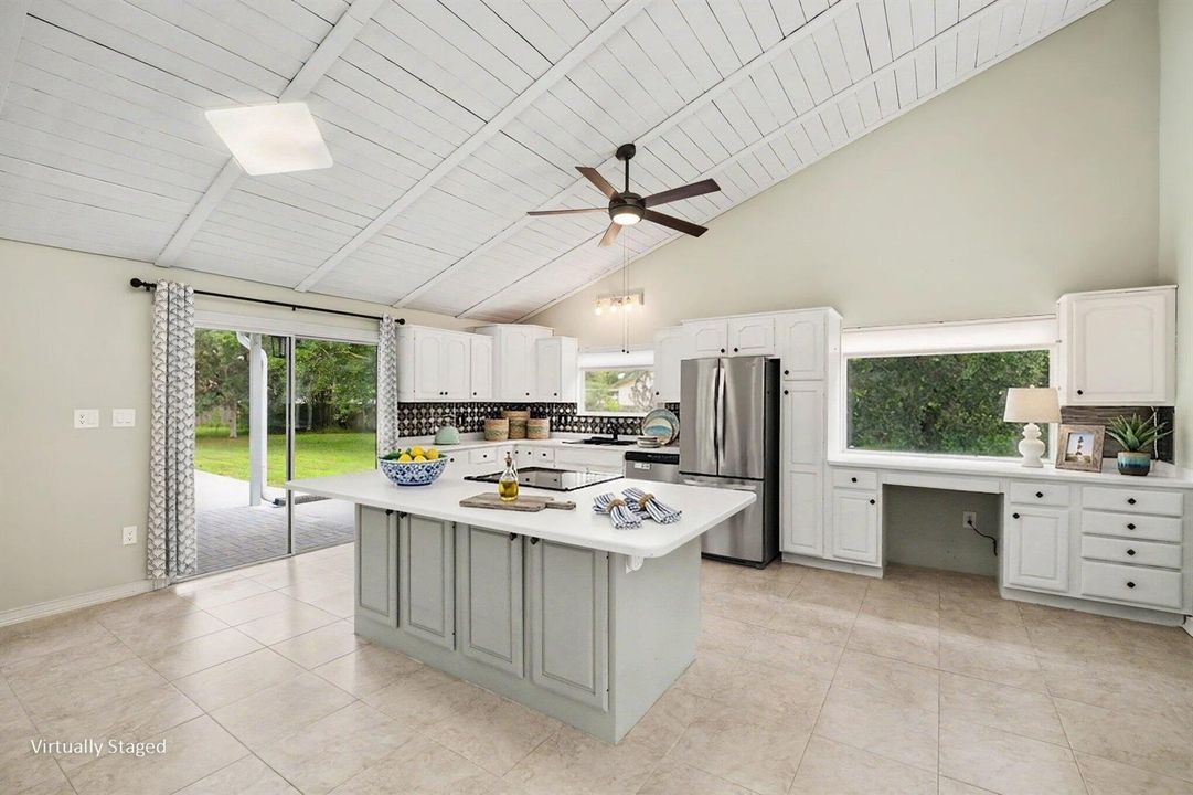 Kitchen/Dining