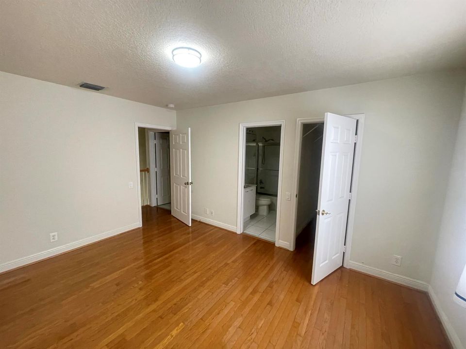 2F Room2