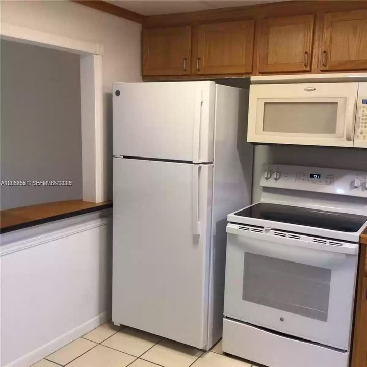 For Sale: $119,000 (1 beds, 1 baths, 720 Square Feet)