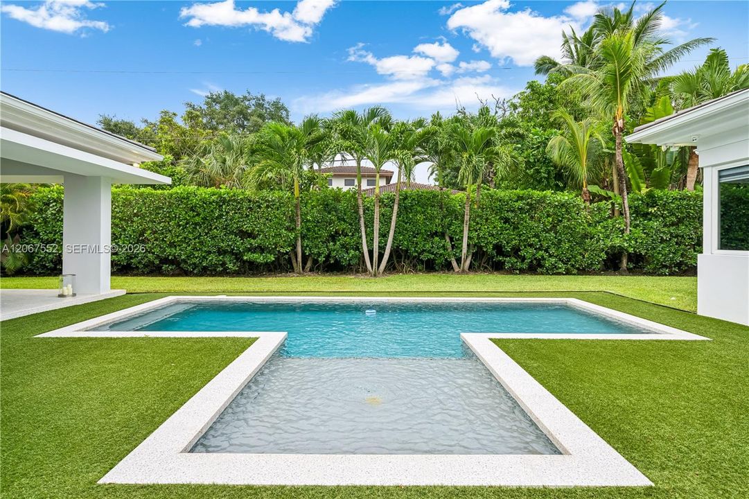 For Sale: $4,000,000 (5 beds, 4 baths, 3673 Square Feet)