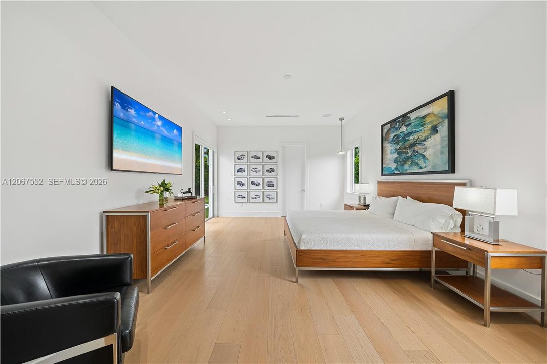 For Sale: $4,000,000 (5 beds, 4 baths, 3673 Square Feet)