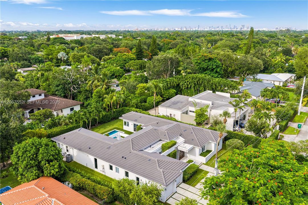 For Sale: $4,000,000 (5 beds, 4 baths, 3673 Square Feet)
