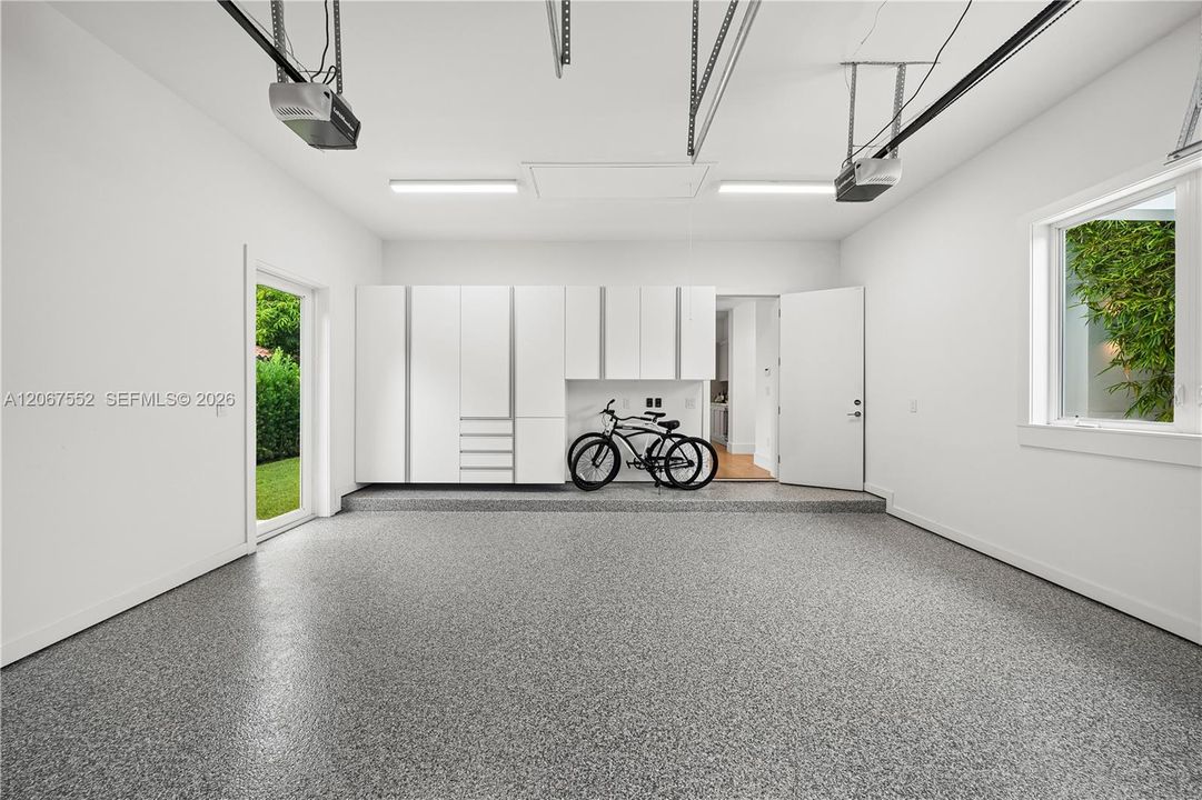 For Sale: $4,000,000 (5 beds, 4 baths, 3673 Square Feet)