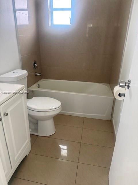 В аренду: $2,450 (3 спален, 1 ванн, 0 Квадратных фут)