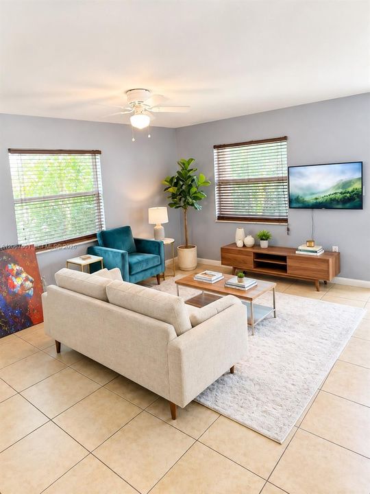 For Sale: $415,000 (4 beds, 2 baths, 1290 Square Feet)
