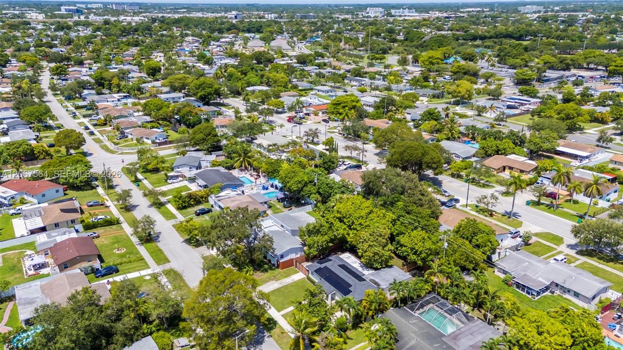 For Rent: $3,500 (3 beds, 2 baths, 1699 Square Feet)