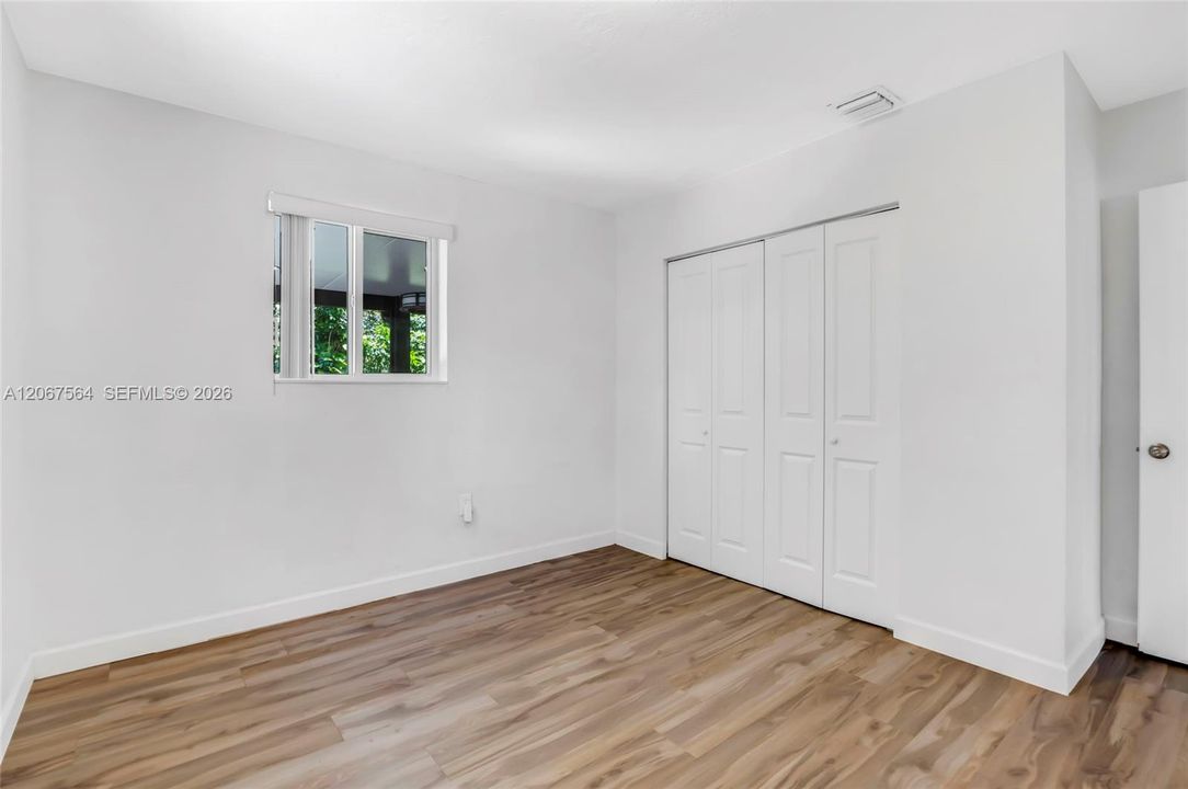 For Rent: $3,500 (3 beds, 2 baths, 1699 Square Feet)