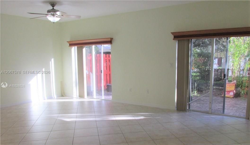 For Rent: $3,250 (3 beds, 2 baths, 1558 Square Feet)
