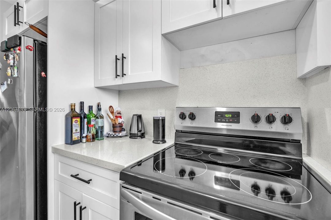 For Sale: $85,000 (1 beds, 1 baths, 540 Square Feet)