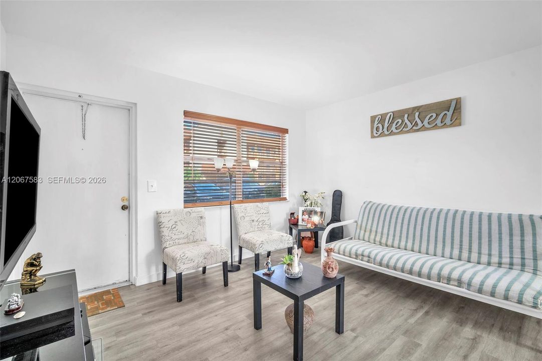 For Sale: $85,000 (1 beds, 1 baths, 540 Square Feet)