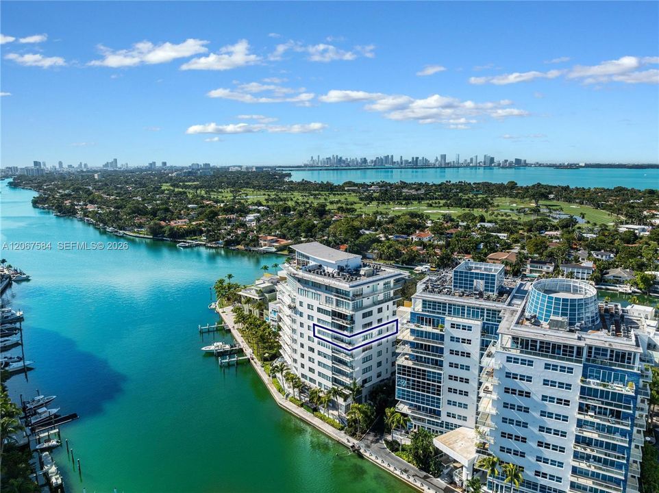 For Sale: $1,950,000 (3 beds, 3 baths, 1862 Square Feet)