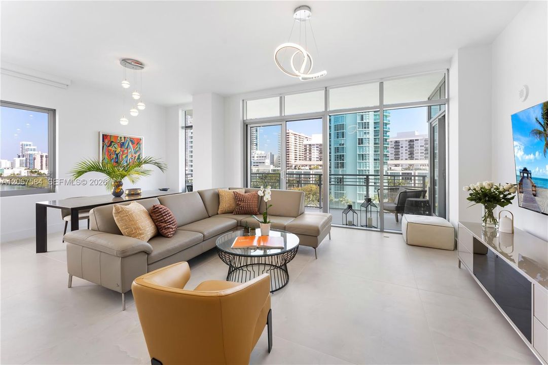 For Sale: $1,950,000 (3 beds, 3 baths, 1862 Square Feet)