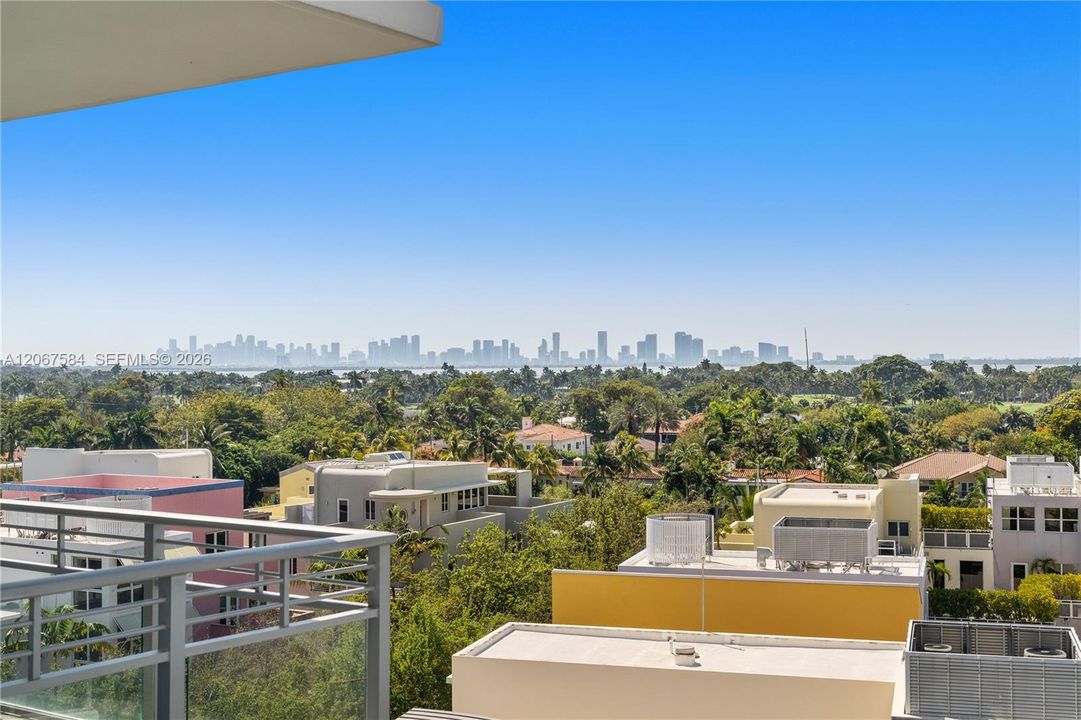 For Sale: $1,950,000 (3 beds, 3 baths, 1862 Square Feet)